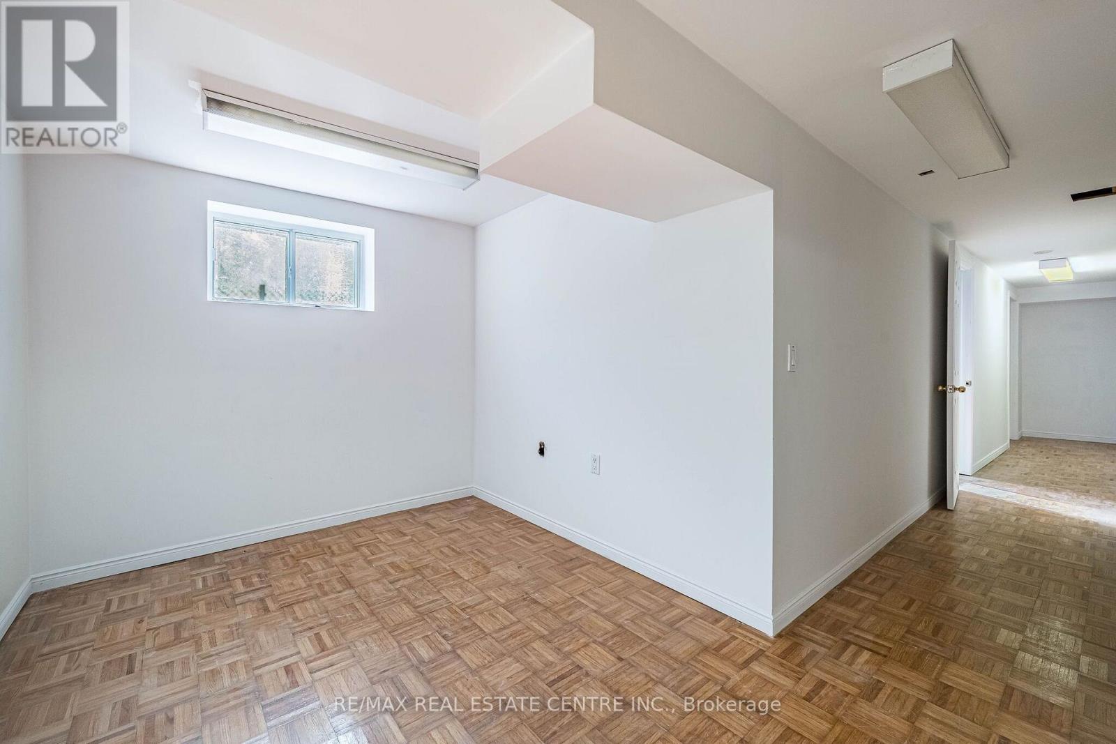 3066 COOK STREET - 22