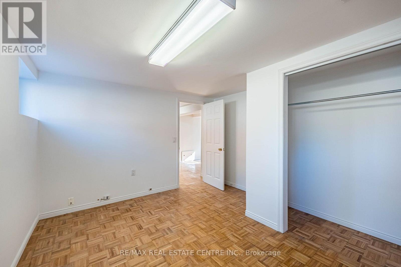 3066 COOK STREET - 27