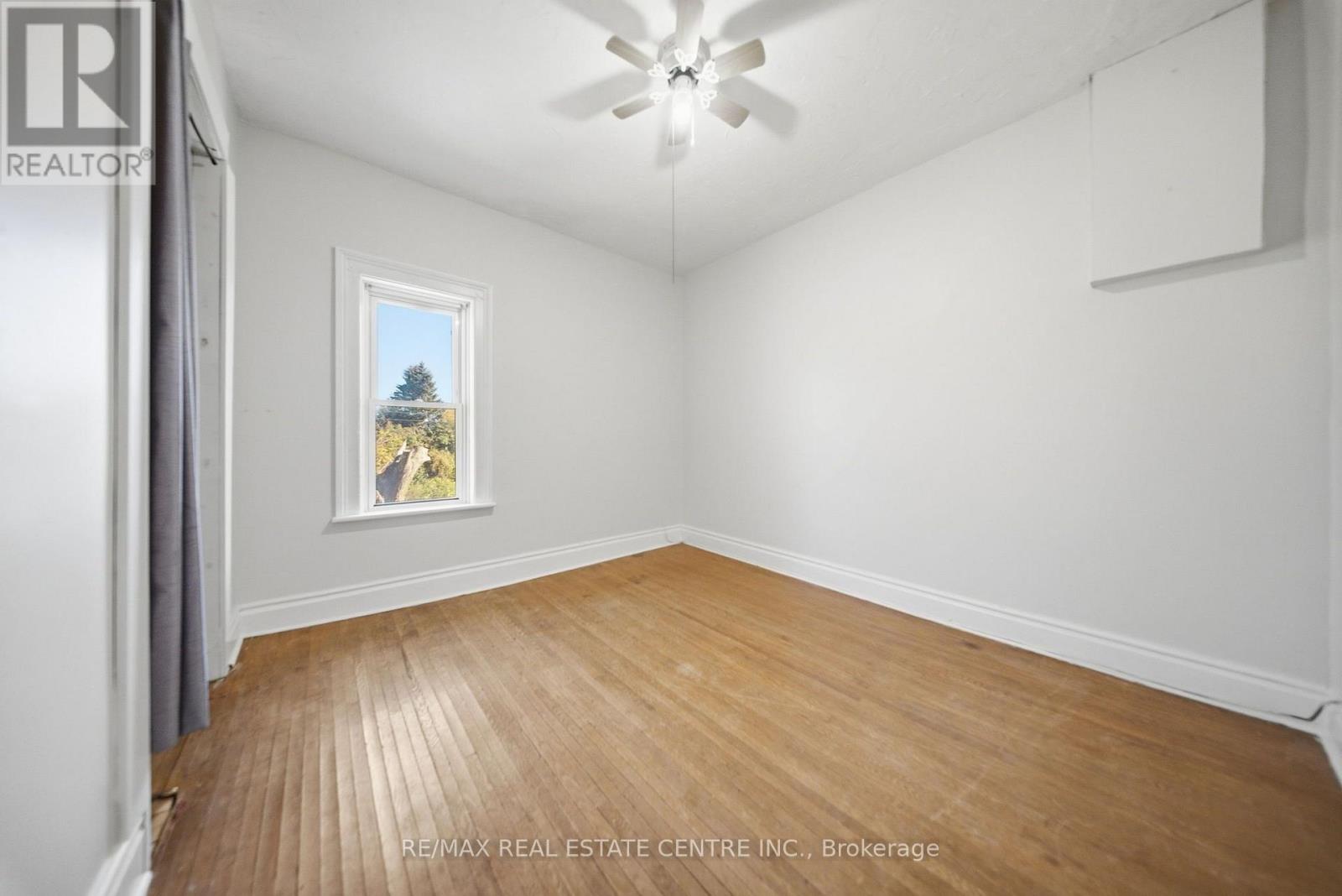 301 Main Street West, Shelburne, ON photo 15
