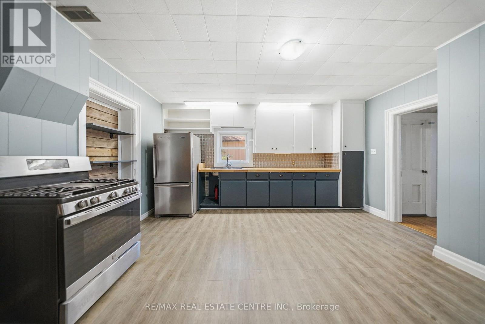 301 Main Street West, Shelburne, ON photo 9