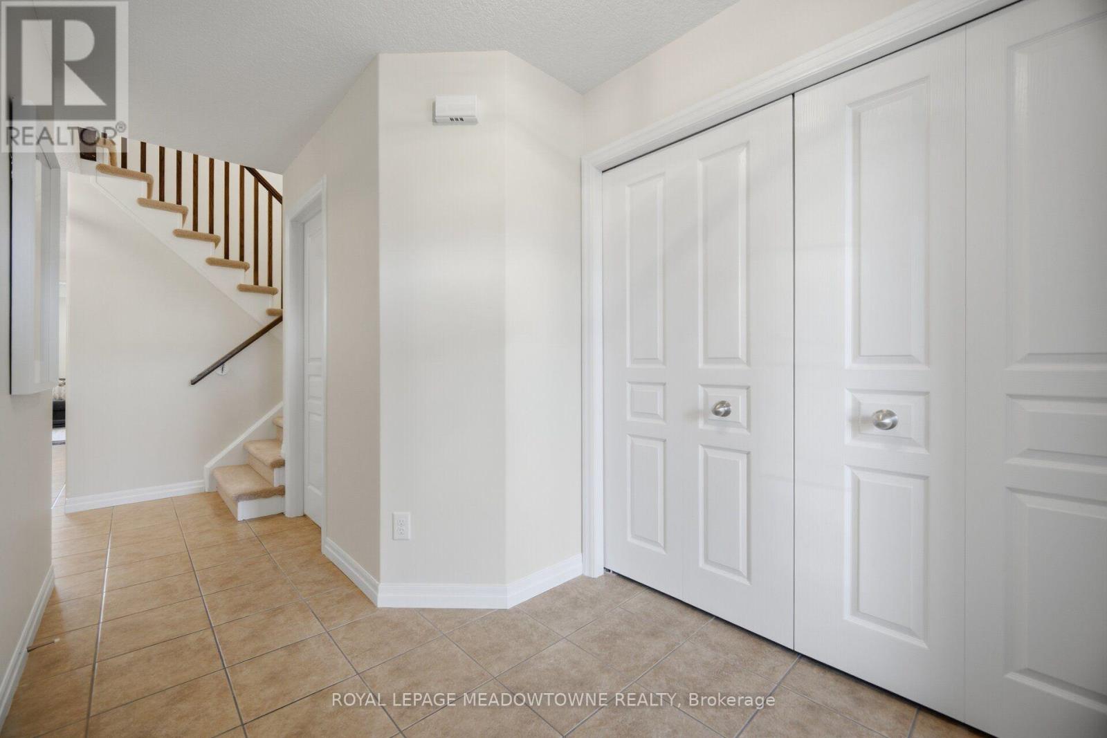 507 Windflower Crescent, Kitchener, ON photo 7