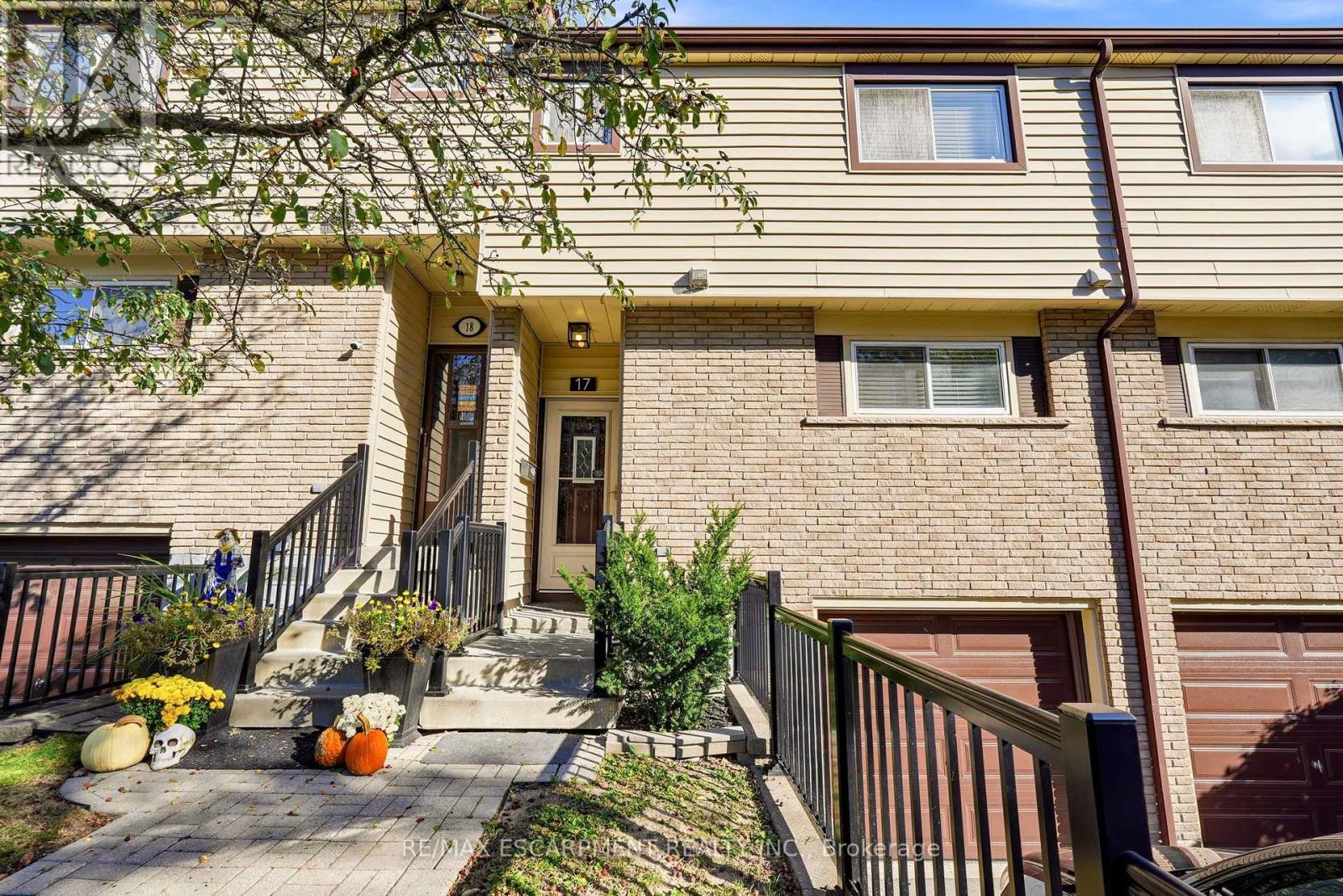 17- 1550 Garth Street, Hamilton, ON