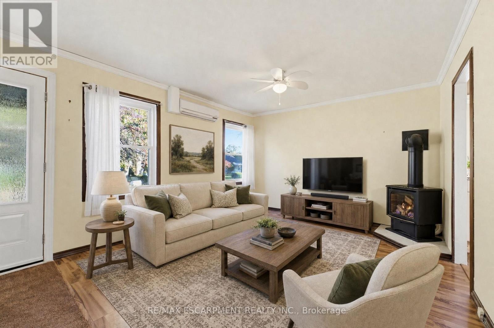 9 SPENCER AVENUE, Hamilton (Cootes Paradise) — photo 4