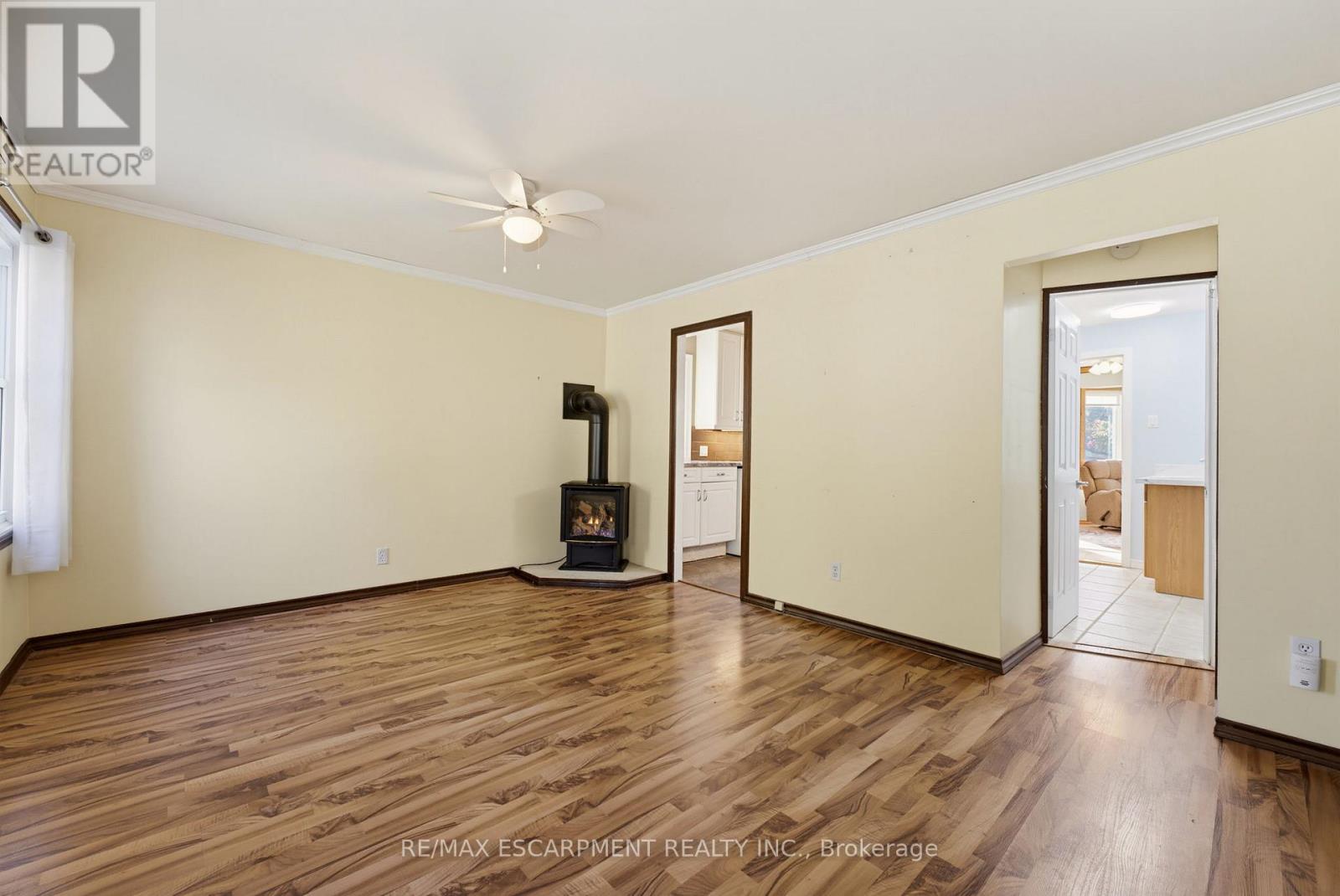 9 SPENCER AVENUE, Hamilton (Cootes Paradise) — photo 6