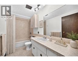 130, 330 Canterbury Drive Sw, Calgary, AB T2W1H6 Photo 18