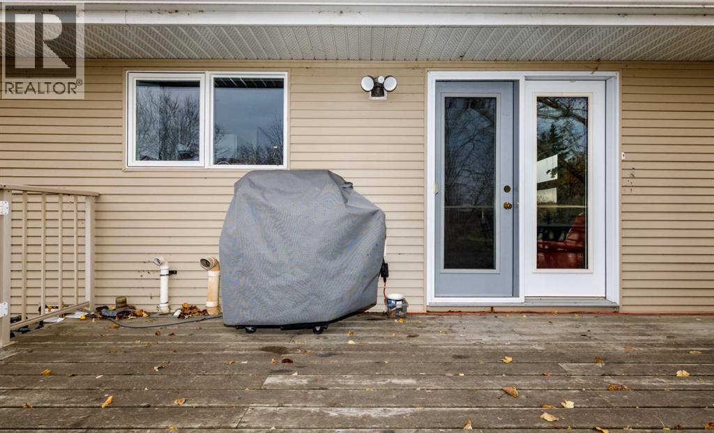 Listing photo – 102 Welton Crescent, Red Deer