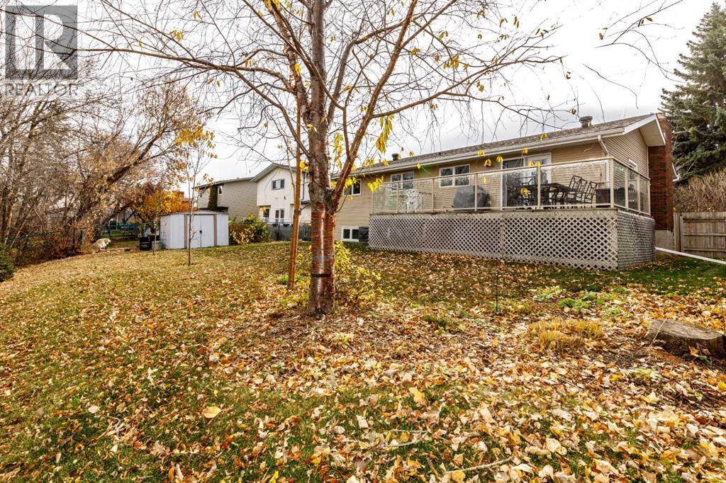 Listing photo – 102 Welton Crescent, Red Deer