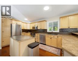 3pc Ensuite bath - 1230 Maclean Mcpherson Road, Sicamous, BC V0E2V1 Photo 9