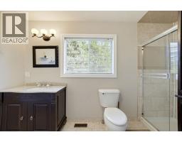 1230 Maclean Mcpherson Road, Sicamous, BC V0E2V1 Photo 21