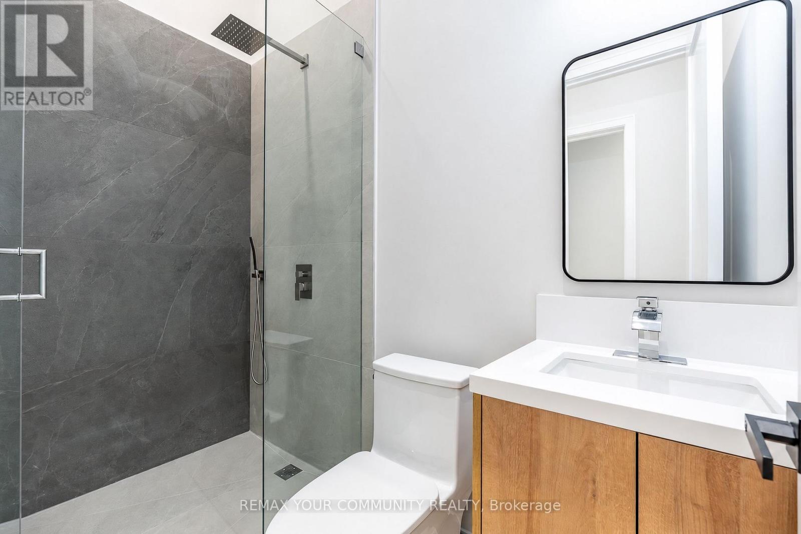 281 QUEENSDALE AVENUE - 46