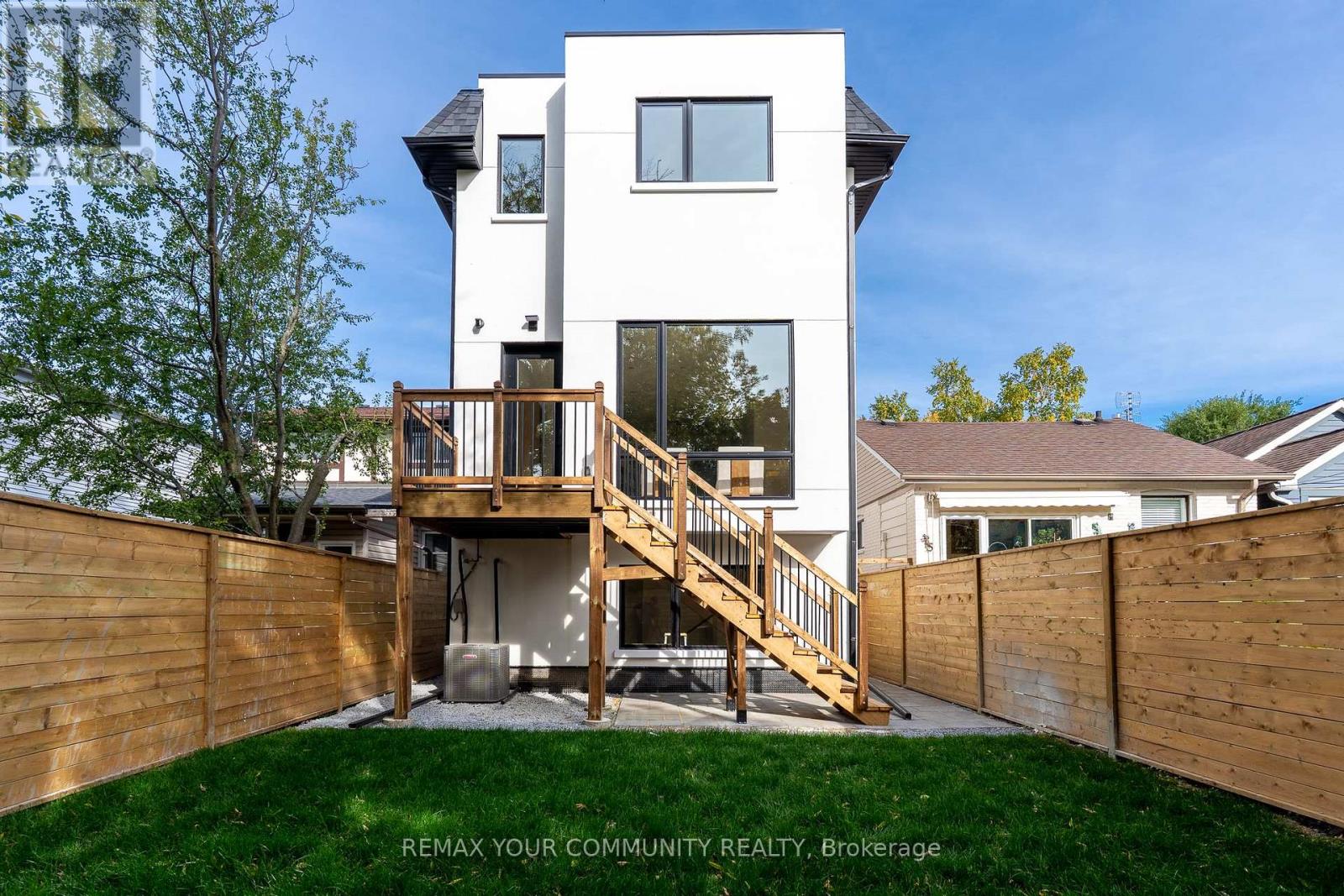 281 QUEENSDALE AVENUE - 48