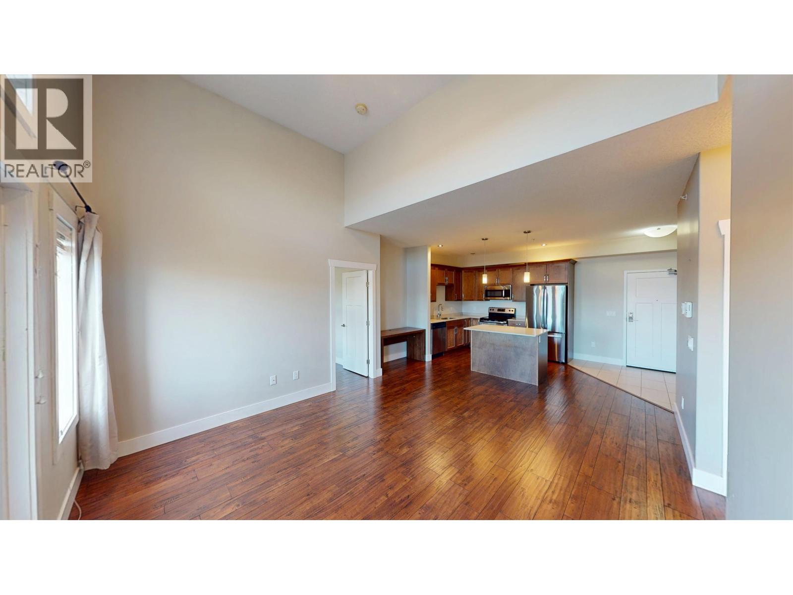 401 11203 105 AVENUE, Fort St. John - Image 1