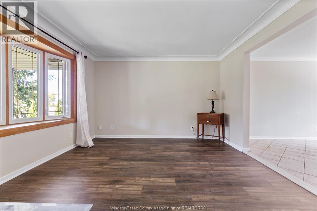 1189 FRONT photo 5