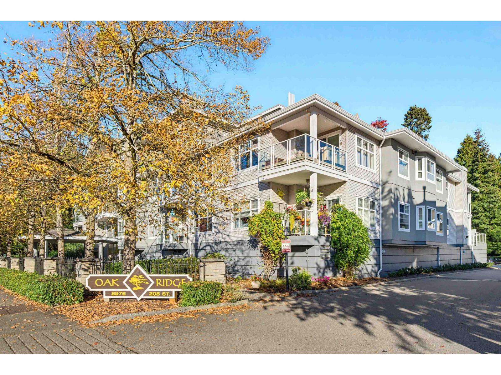 307 8976 208 Street, Langley