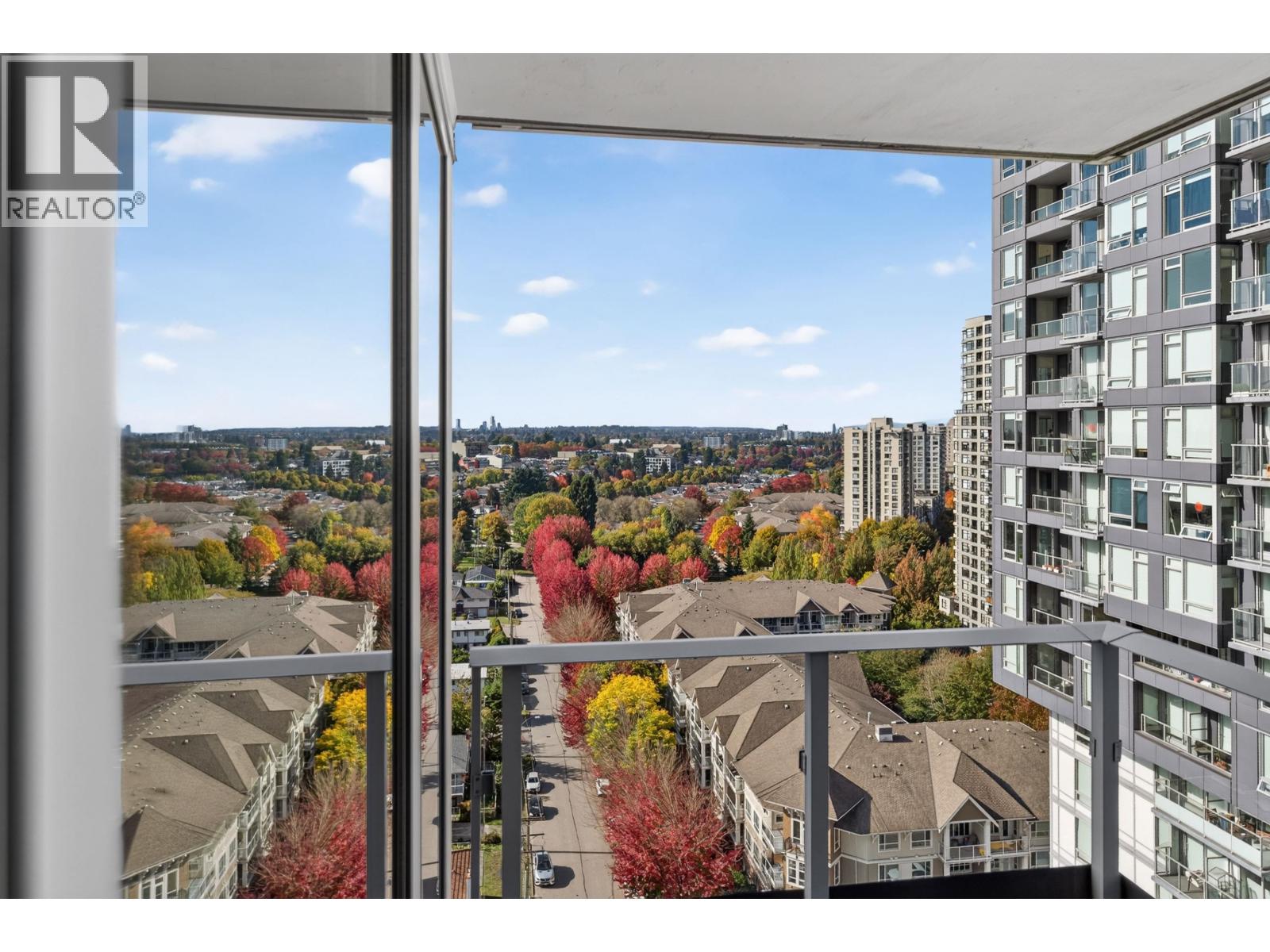 Photo of 1702 5515 BOUNDARY ROAD 28