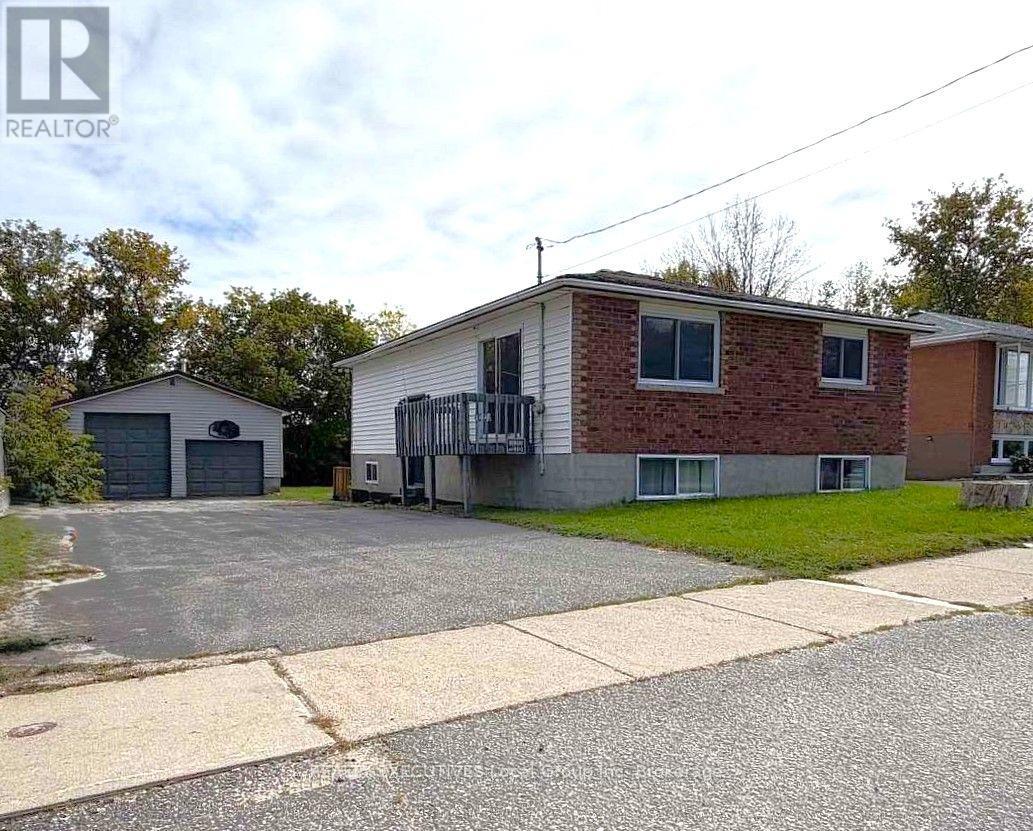 144 DUKE STREET W - 2