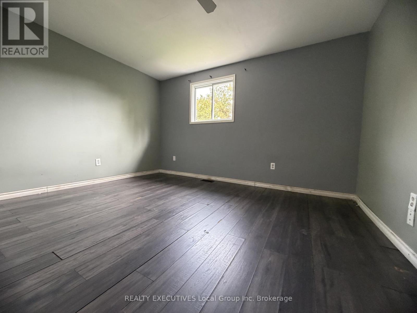 144 DUKE STREET W - 20
