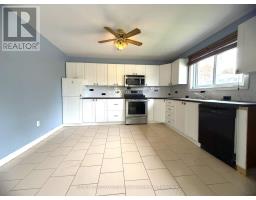 Laundry room - 144 Duke Street W, North Bay, ON P1B6E6 Photo 8