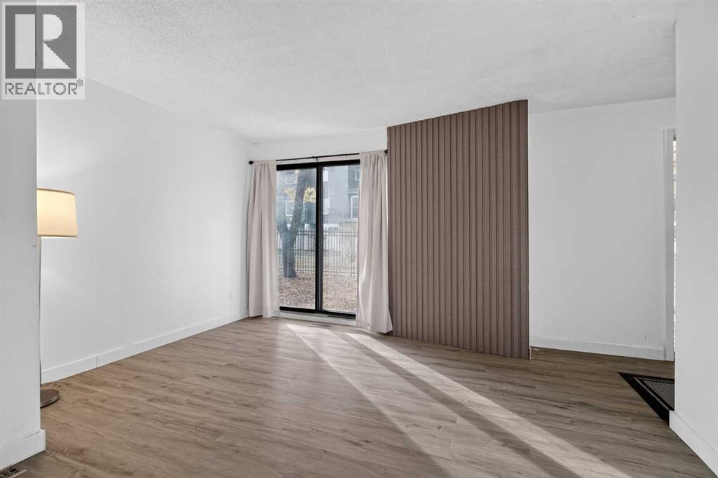 100, 2519 38 Street NE, Calgary — photo 11