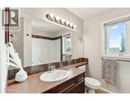 151 Kirton Close, Red Deer, AB T4P0A4 Photo 33