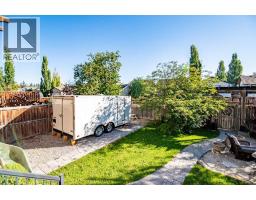 4pc Bathroom - 151 Kirton Close, Red Deer, AB T4P0A4 Photo 8