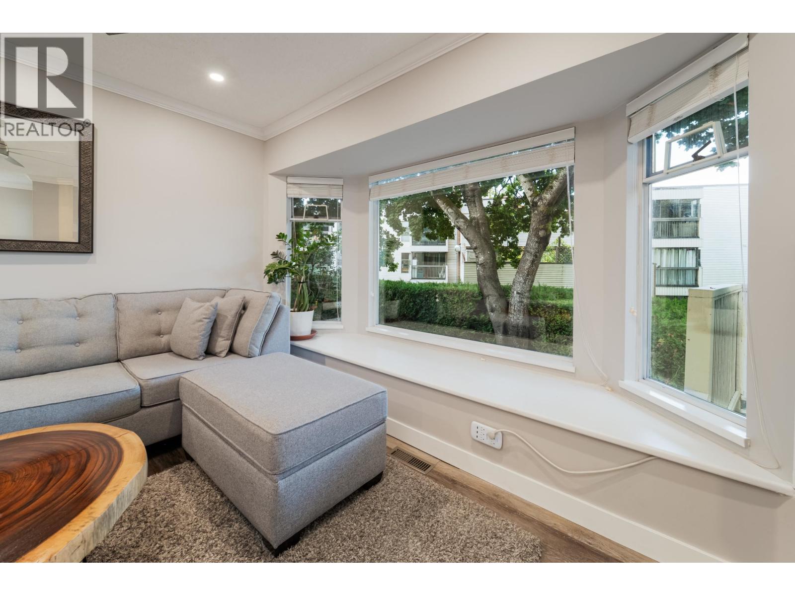 Photo of 12 5740 GARRISON ROAD 10