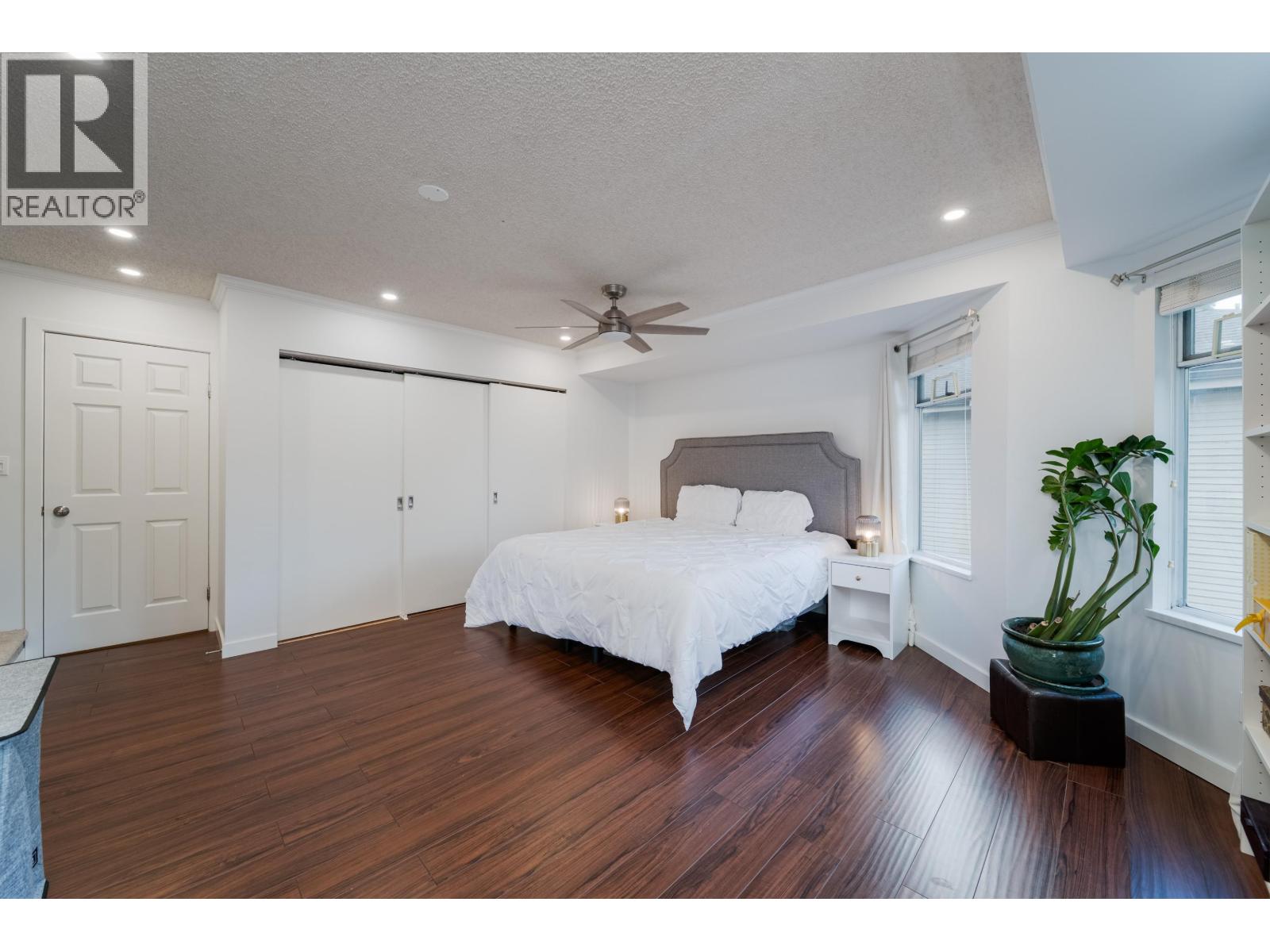 Photo of 12 5740 GARRISON ROAD 13