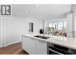 806 118 Carrie Cates Court, North Vancouver, BC V7L0B2 Photo 25