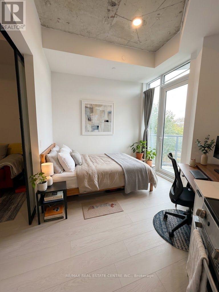 #514 57 BROCK AVENUE - 28