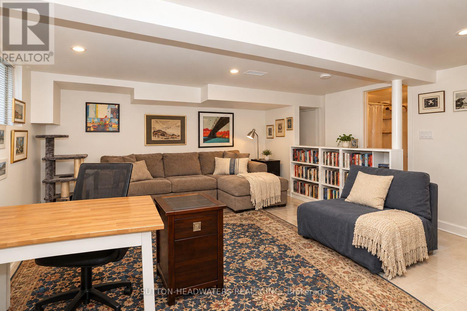 106 Barton Avenue, Toronto, ON photo 42