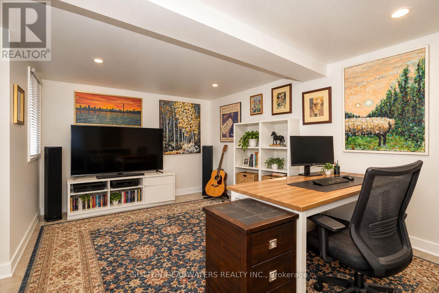 106 Barton Avenue, Toronto, ON photo 43