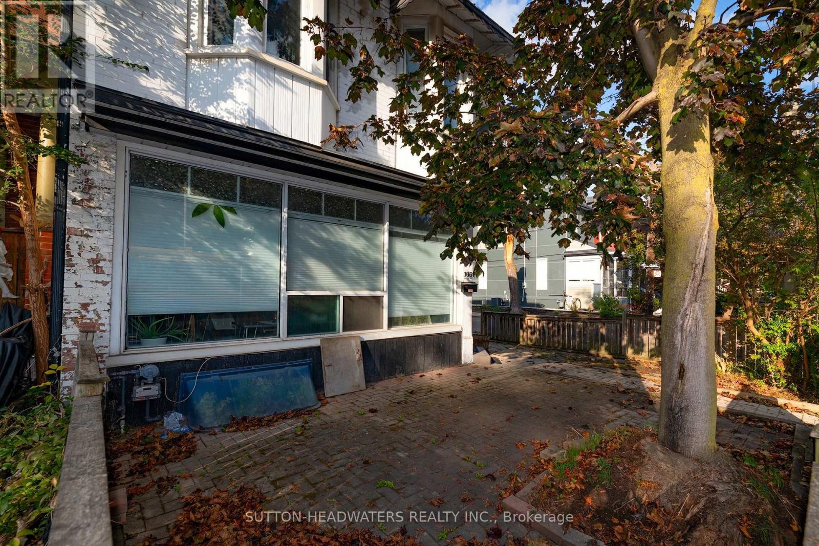 106 Barton Avenue, Toronto, ON photo 5