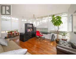 106 Barton Avenue, Toronto, ON M6G1P9 Photo 11
