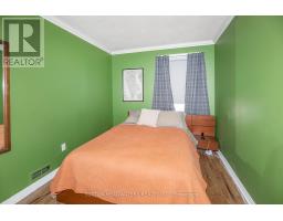106 Barton Avenue, Toronto, ON M6G1P9 Photo 25