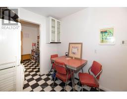 106 Barton Avenue, Toronto, ON M6G1P9 Photo 28