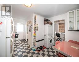 106 Barton Avenue, Toronto, ON M6G1P9 Photo 29