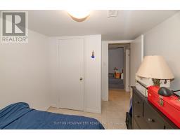 106 Barton Avenue, Toronto, ON M6G1P9 Photo 47