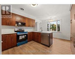 6 Gerald Street, Toronto, ON M2L2M5 Photo 19