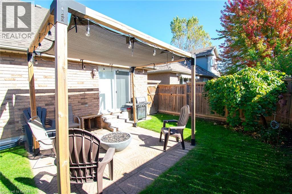 124 FOREST Street E - 28