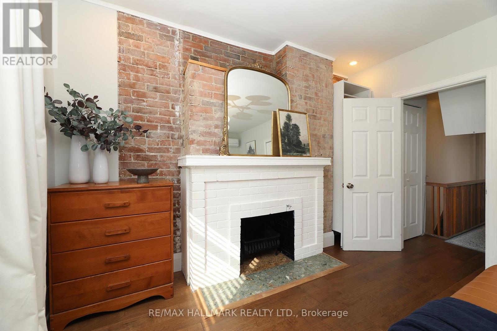 701 GREENWOOD AVENUE - 15