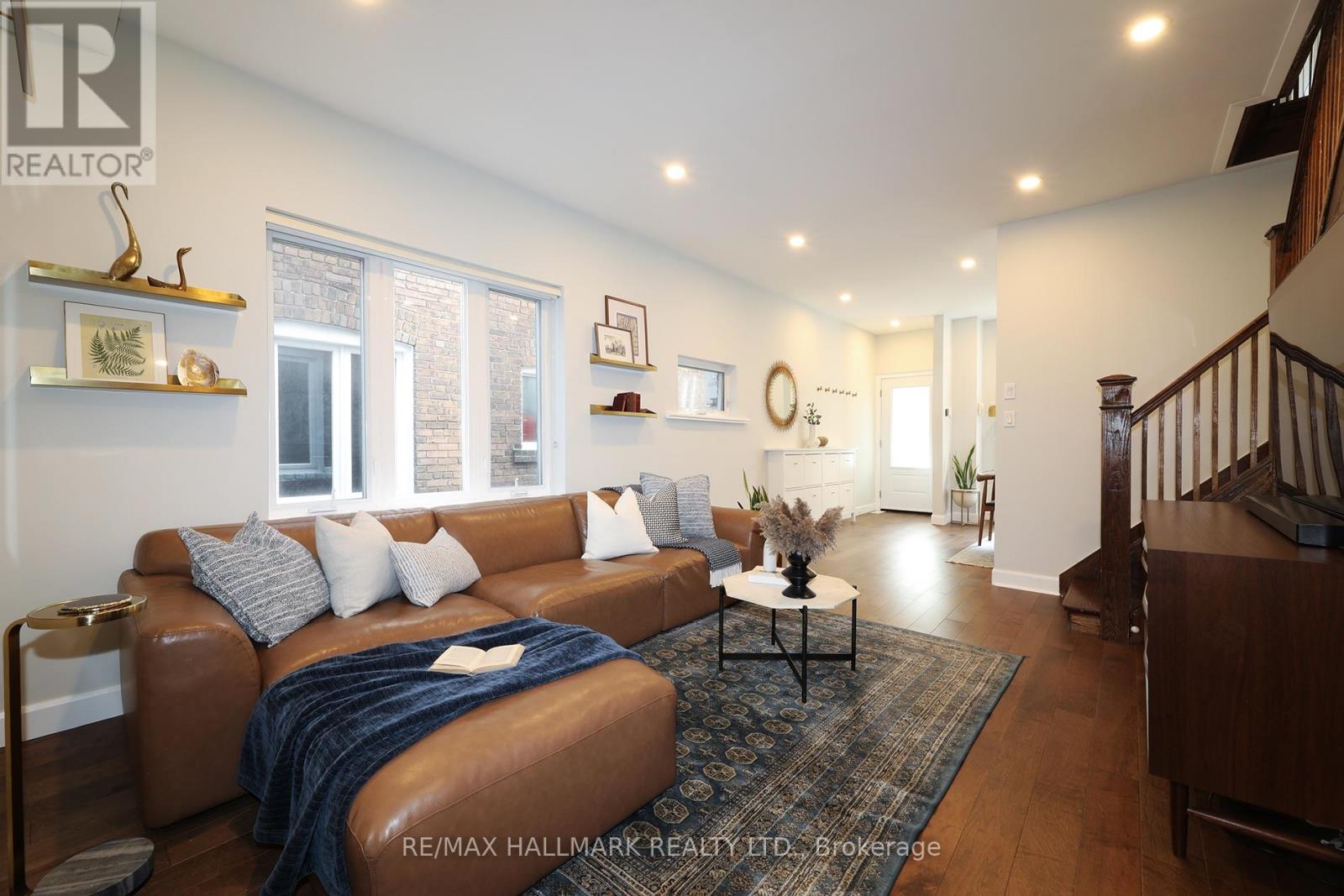701 GREENWOOD AVENUE - 8
