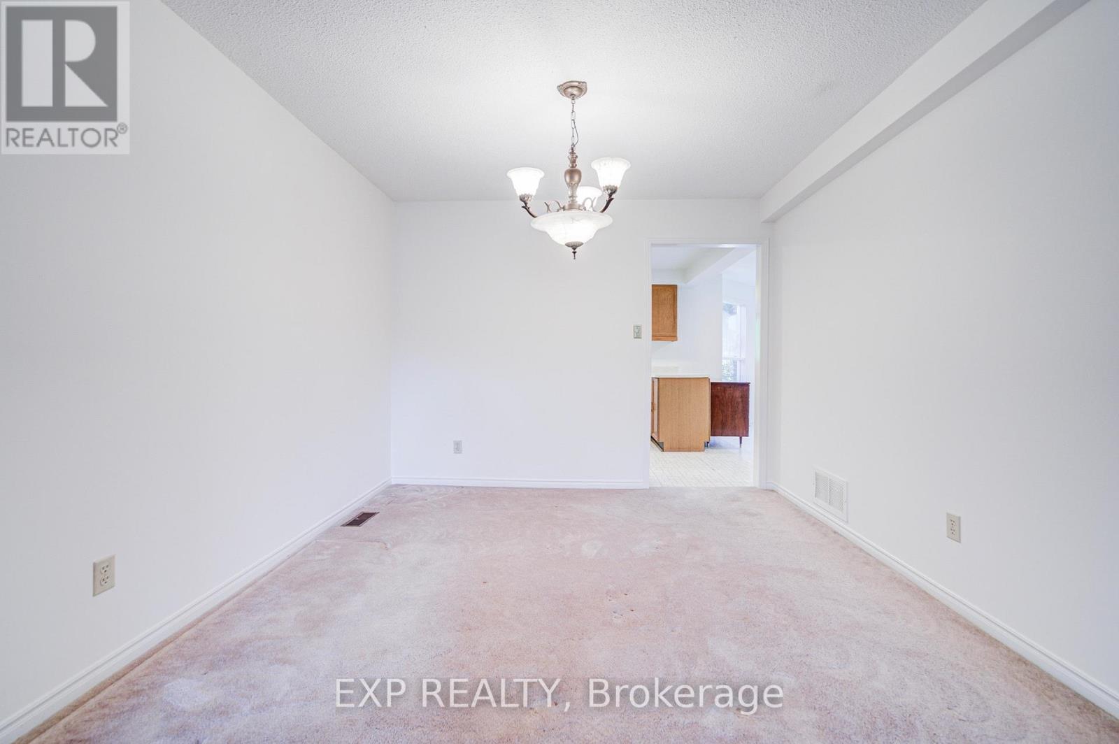 47 LONGSWORD DRIVE - 14