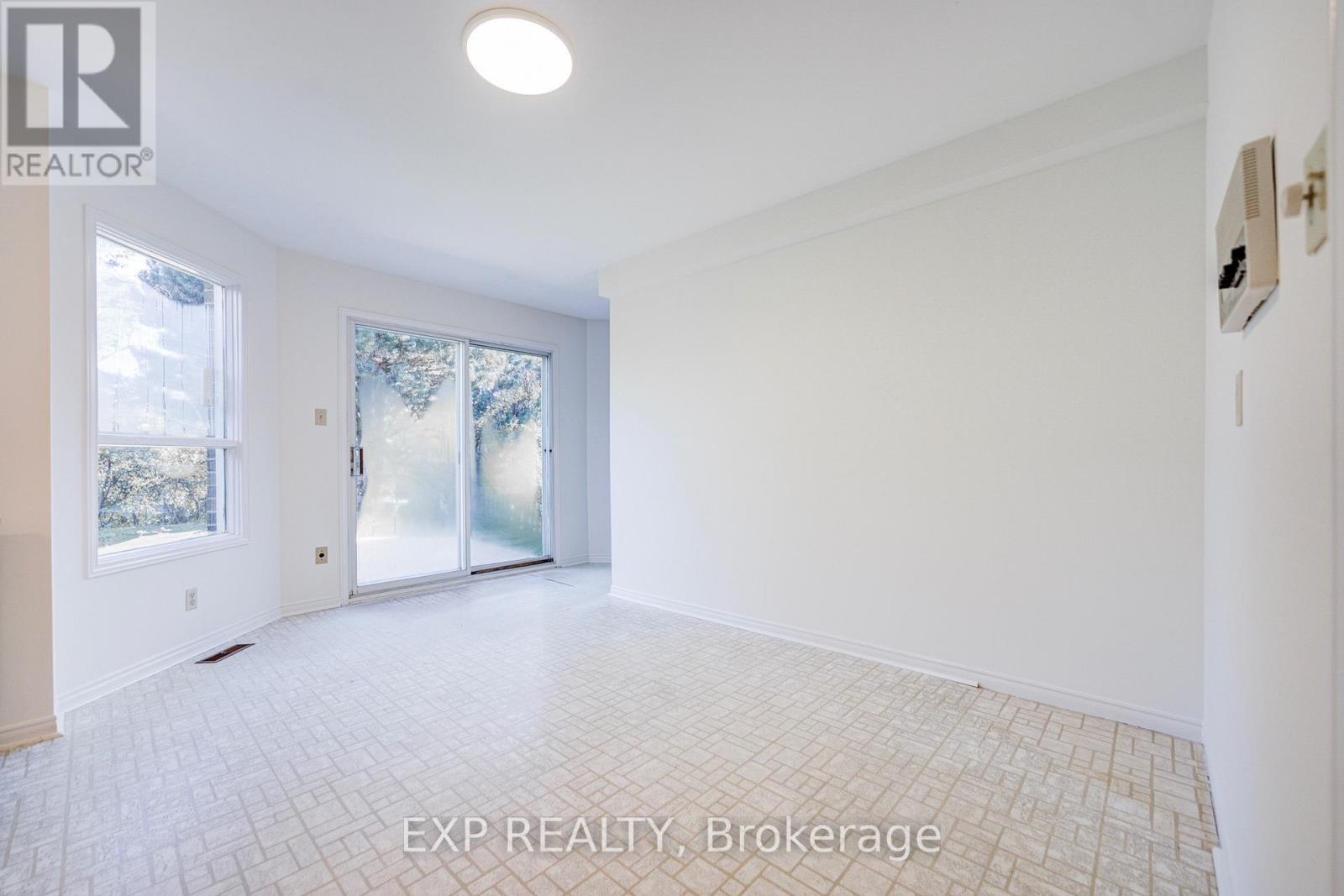 47 Longsword Drive, Toronto, ON photo 22