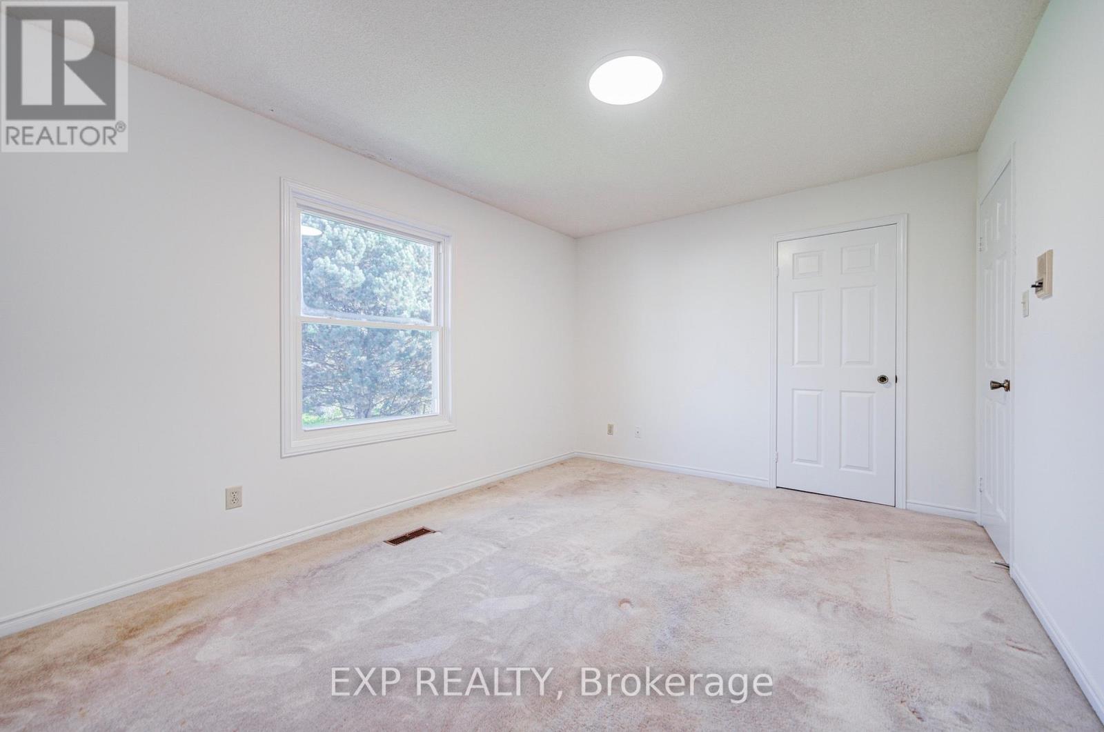 47 LONGSWORD DRIVE - 35