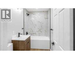 234 14 Street N, Lethbridge, AB T1H2V9 Photo 15