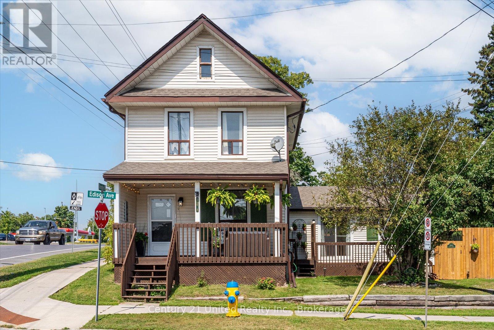 556 Edison Unit B