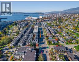 110 625 E 3rd Street, North Vancouver, BC V7L0G3 Photo 31