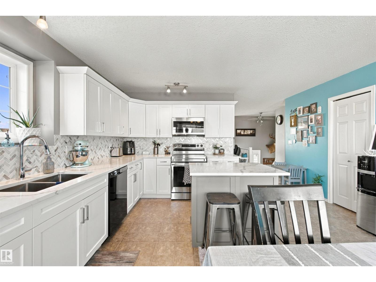 3801 42 Ave, Bonnyville Town — photo 4