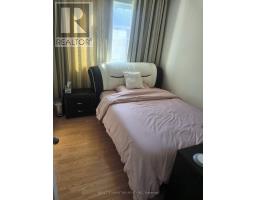 323 Aldergrove Drive, Markham, ON L3R2L8 Photo 8