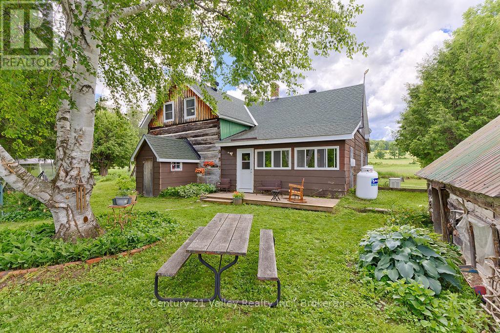 154 MCCAULEY MOUNTAIN ROAD, Bonnechere Valley